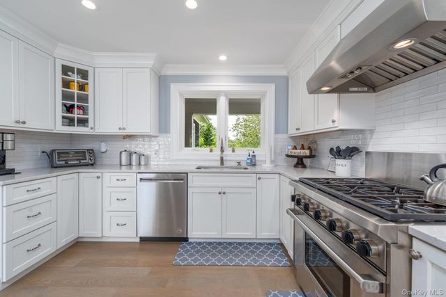 12950 Oregon Road, Cutchogue, NY 11935