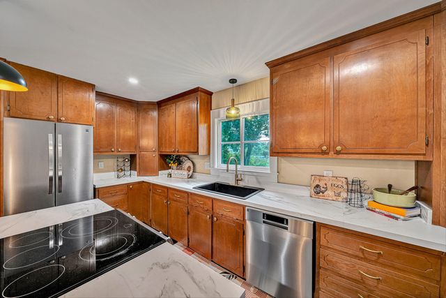 606 N Broad ST, Salem, VA 24153