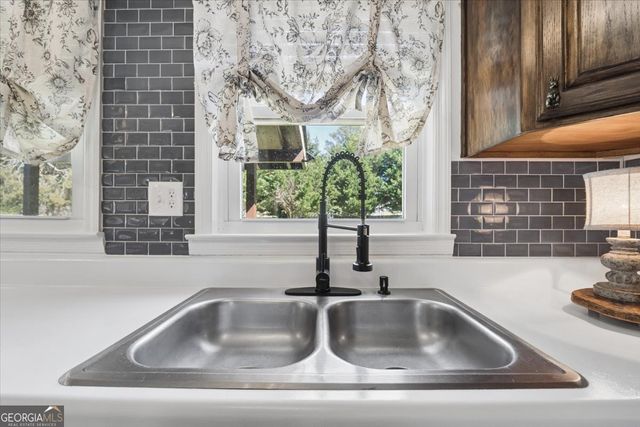 5132 Hartsook Drive NE, Covington, GA 30014