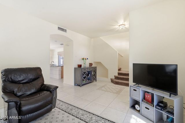 7304 E NORTHRIDGE Circle, Mesa, AZ 85207