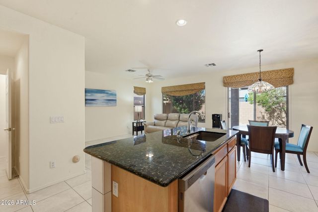 7304 E NORTHRIDGE Circle, Mesa, AZ 85207