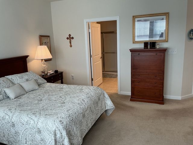 2 Francis Dr. 401, Andover, MA 01810