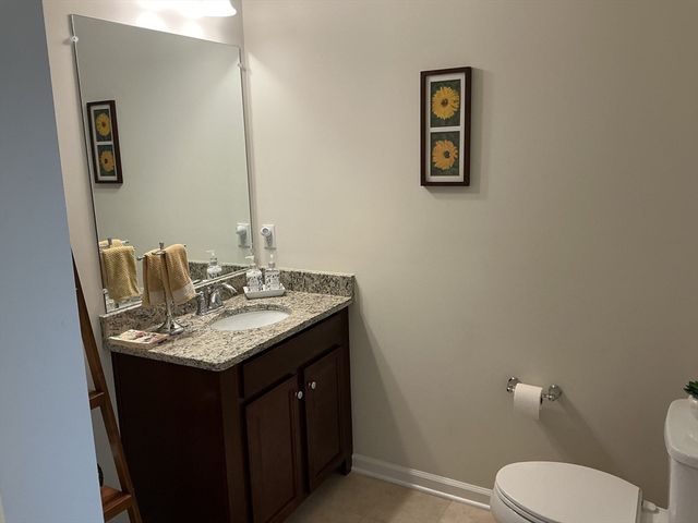 2 Francis Dr. 401, Andover, MA 01810