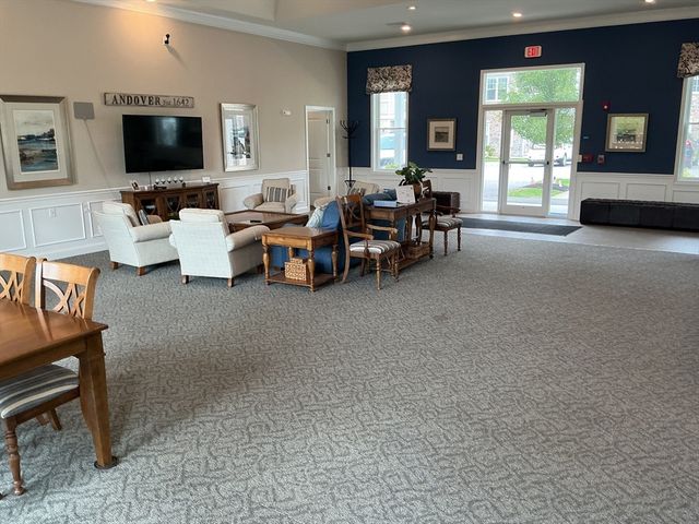 2 Francis Dr. 401, Andover, MA 01810
