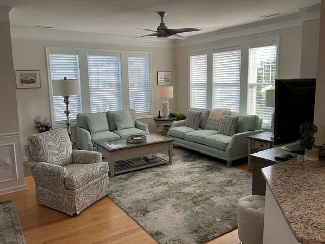 2 Francis Dr. 401, Andover, MA 01810