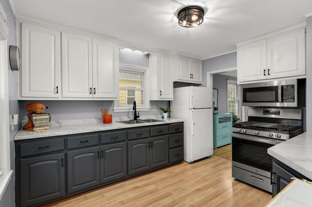 5030 6th Street NE, Columbia Heights, MN 55421