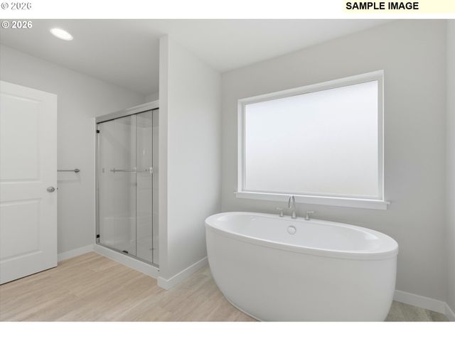 Cleveland St, Carlton, OR 97111