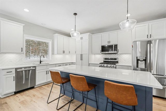 7229 Owen Hills Lane, Kalamazoo, MI 49009