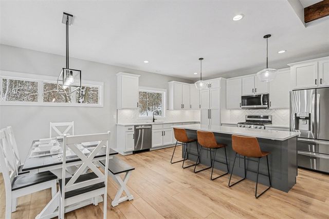 7229 Owen Hills Lane, Kalamazoo, MI 49009