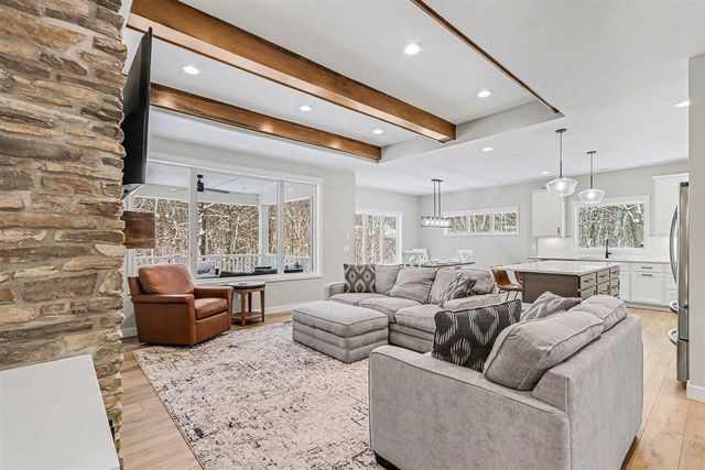 7229 Owen Hills Lane, Kalamazoo, MI 49009