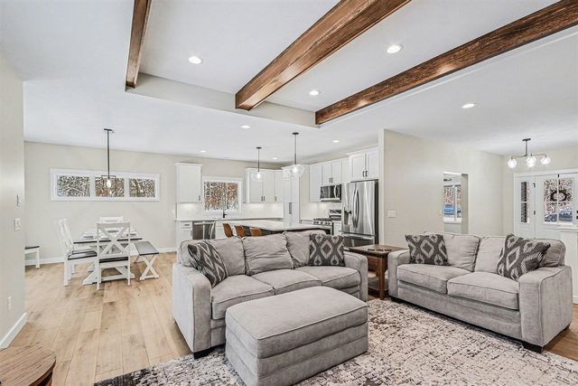 7229 Owen Hills Lane, Kalamazoo, MI 49009