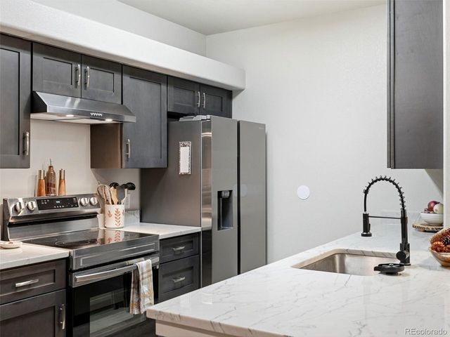 6001 Castlegate Dr W A22, Castle Rock, CO 80108