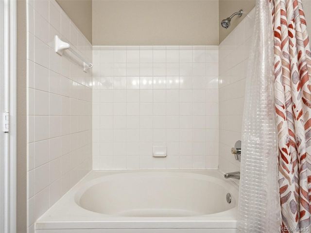 6001 Castlegate Dr W A22, Castle Rock, CO 80108