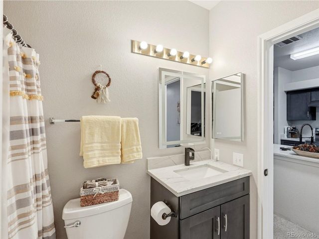 6001 Castlegate Dr W A22, Castle Rock, CO 80108