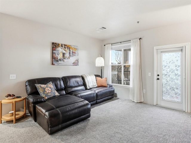 6001 Castlegate Dr W A22, Castle Rock, CO 80108