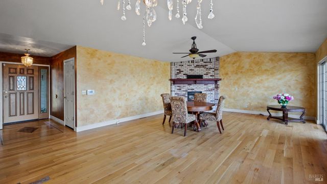 9800 El Dorado Way, Kelseyville, CA 95451