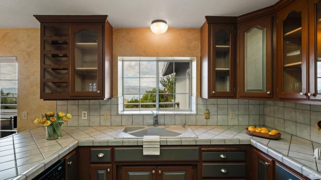 9800 El Dorado Way, Kelseyville, CA 95451
