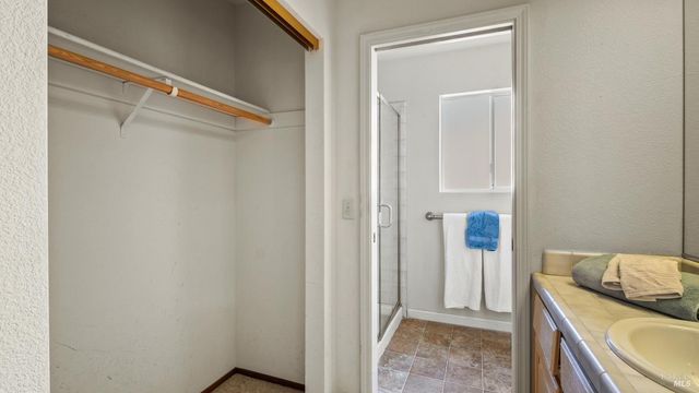 9800 El Dorado Way, Kelseyville, CA 95451