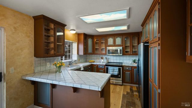9800 El Dorado Way, Kelseyville, CA 95451