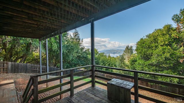 9800 El Dorado Way, Kelseyville, CA 95451