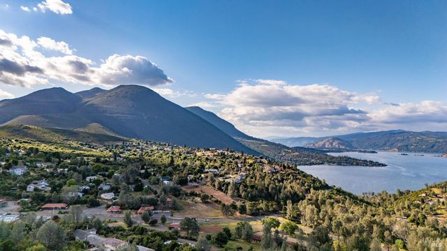 9800 El Dorado Way, Kelseyville, CA 95451