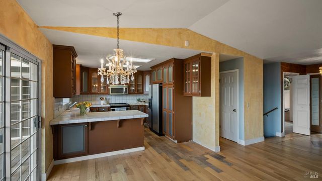 9800 El Dorado Way, Kelseyville, CA 95451