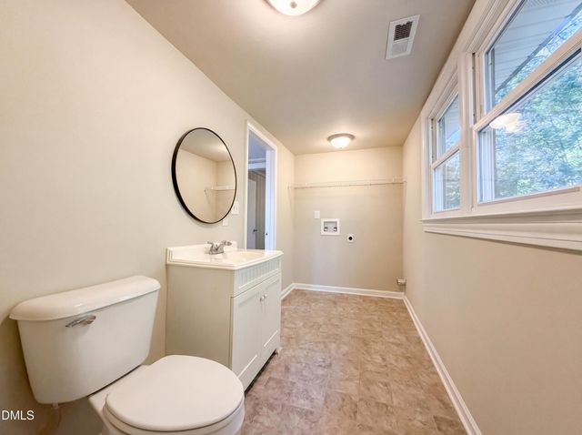 107 Starling Street, Pine Level, NC 27568