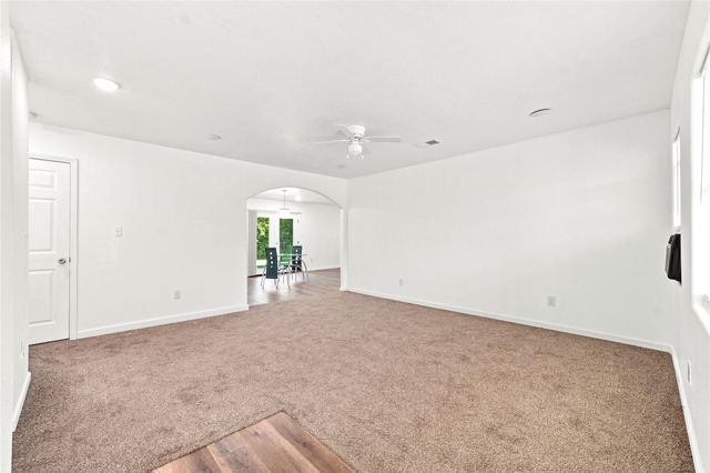 211 Estelle Circle, Texas City, TX 77591