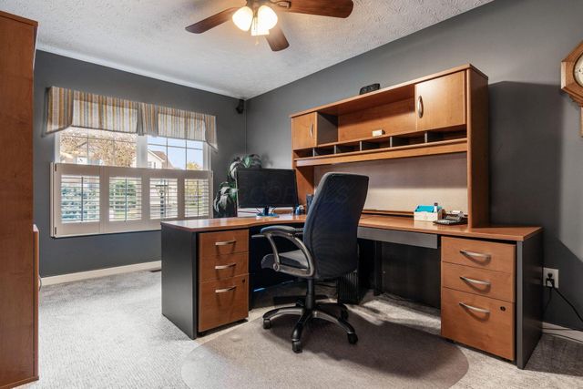 6553 Weston Circle E, Dublin, OH 43016