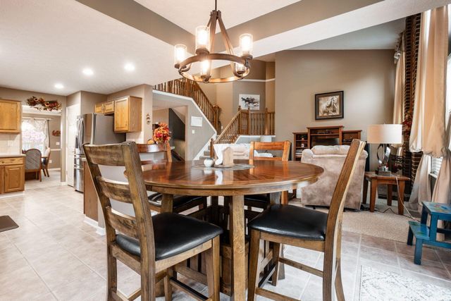 6553 Weston Circle E, Dublin, OH 43016