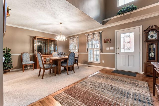 6553 Weston Circle E, Dublin, OH 43016