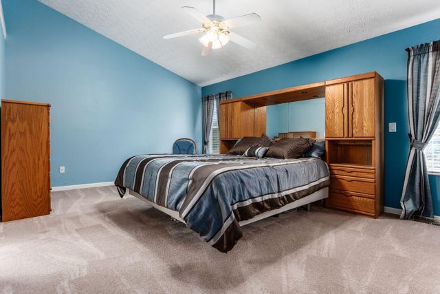 6553 Weston Circle E, Dublin, OH 43016