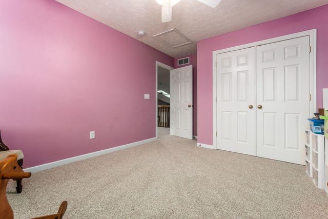 6553 Weston Circle E, Dublin, OH 43016