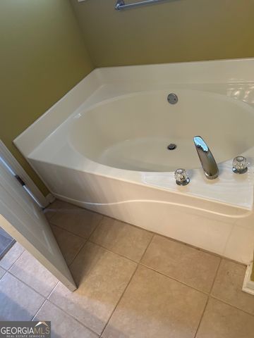 333 Royal Crescent Way, Stockbridge, GA 30281