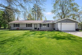 7819 Glenn Allen Drive, Sagamore Hills, OH 44067
