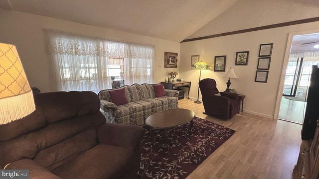 723 KETTLE RUN RD, Marlton, NJ 08053