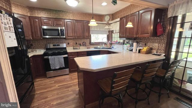 723 KETTLE RUN RD, Marlton, NJ 08053