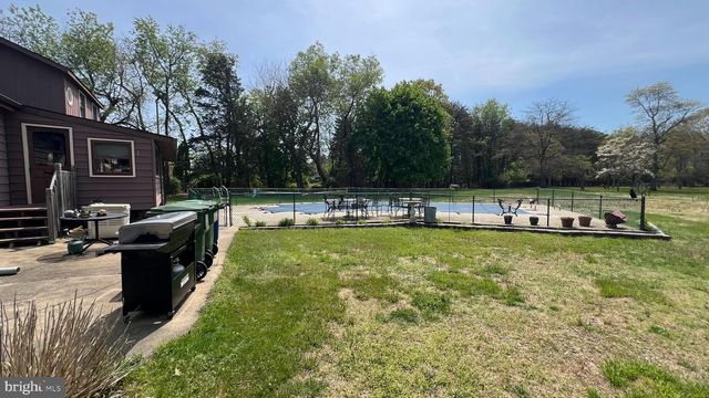 723 KETTLE RUN RD, Marlton, NJ 08053