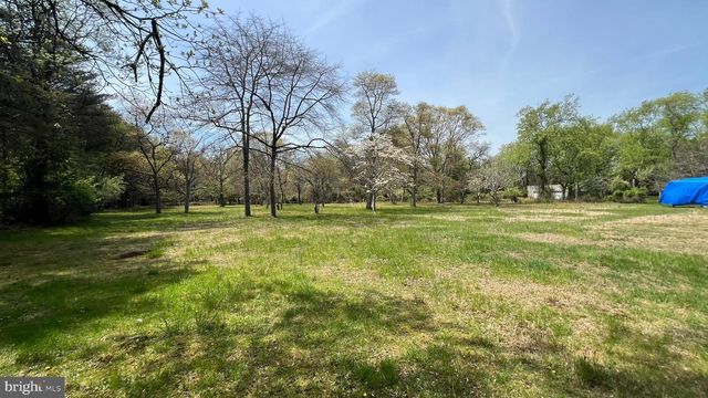 723 KETTLE RUN RD, Marlton, NJ 08053