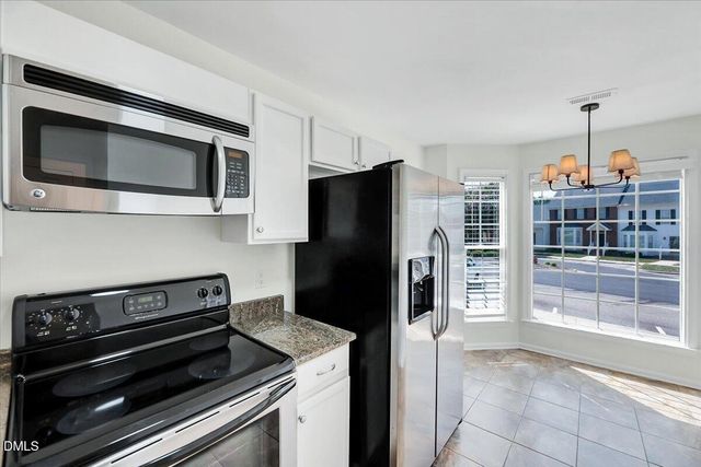 204 Knightsborough Way, Apex, NC 27502