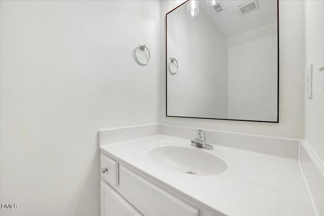 204 Knightsborough Way, Apex, NC 27502