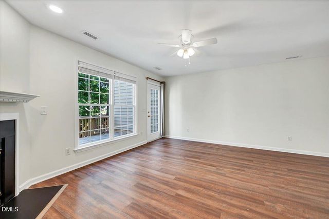 204 Knightsborough Way, Apex, NC 27502