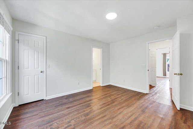 204 Knightsborough Way, Apex, NC 27502