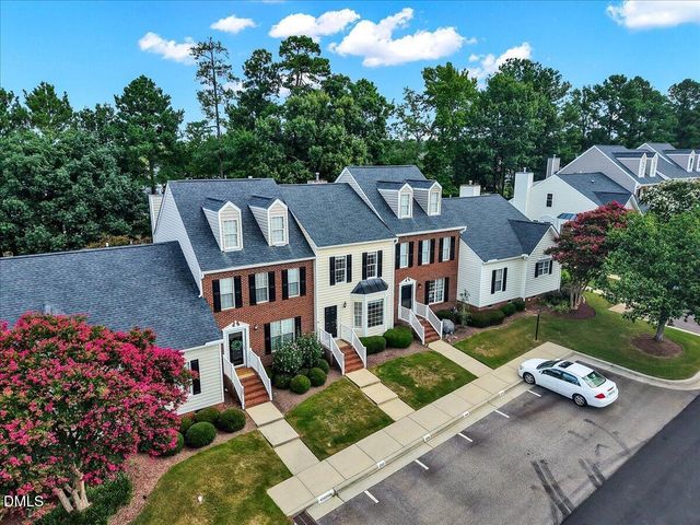 204 Knightsborough Way, Apex, NC 27502