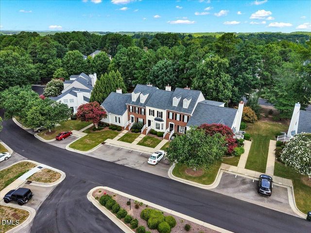 204 Knightsborough Way, Apex, NC 27502