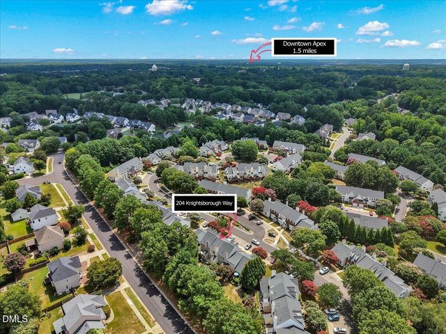 204 Knightsborough Way, Apex, NC 27502