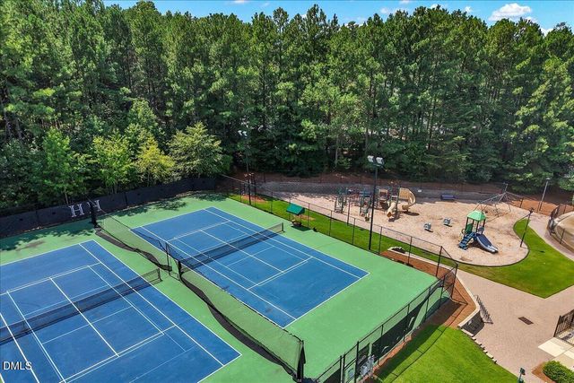 204 Knightsborough Way, Apex, NC 27502