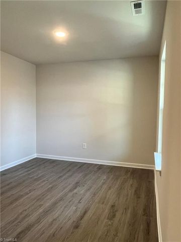 1712 Longview Drive, Winston-salem, NC 27107