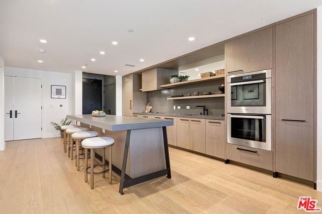 10777 Wilshire Boulevard 409, Los Angeles, CA 90024