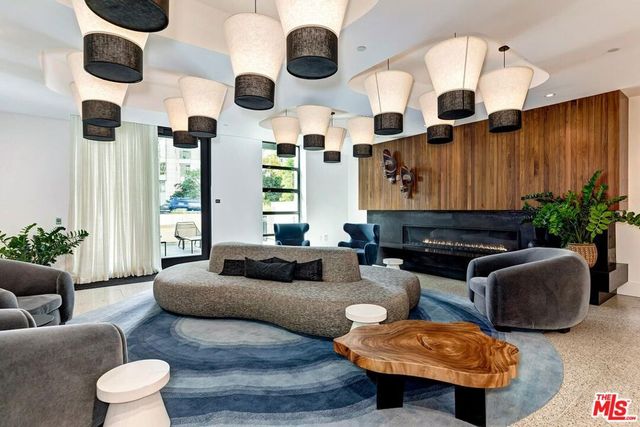 10777 Wilshire Boulevard 409, Los Angeles, CA 90024